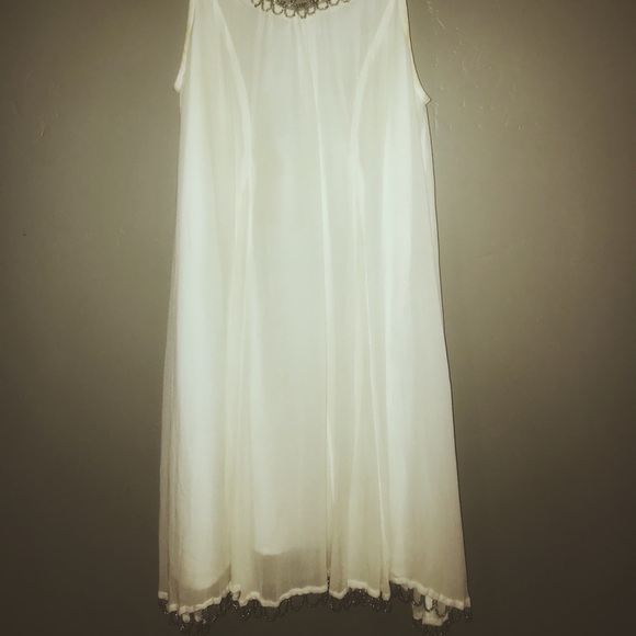 Fancy Dress - Picture 3 of 4